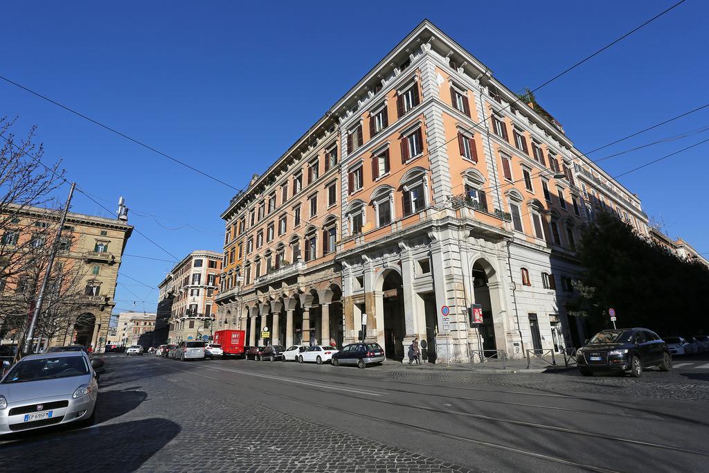 Hotel Mr Frills Rom Exterior foto